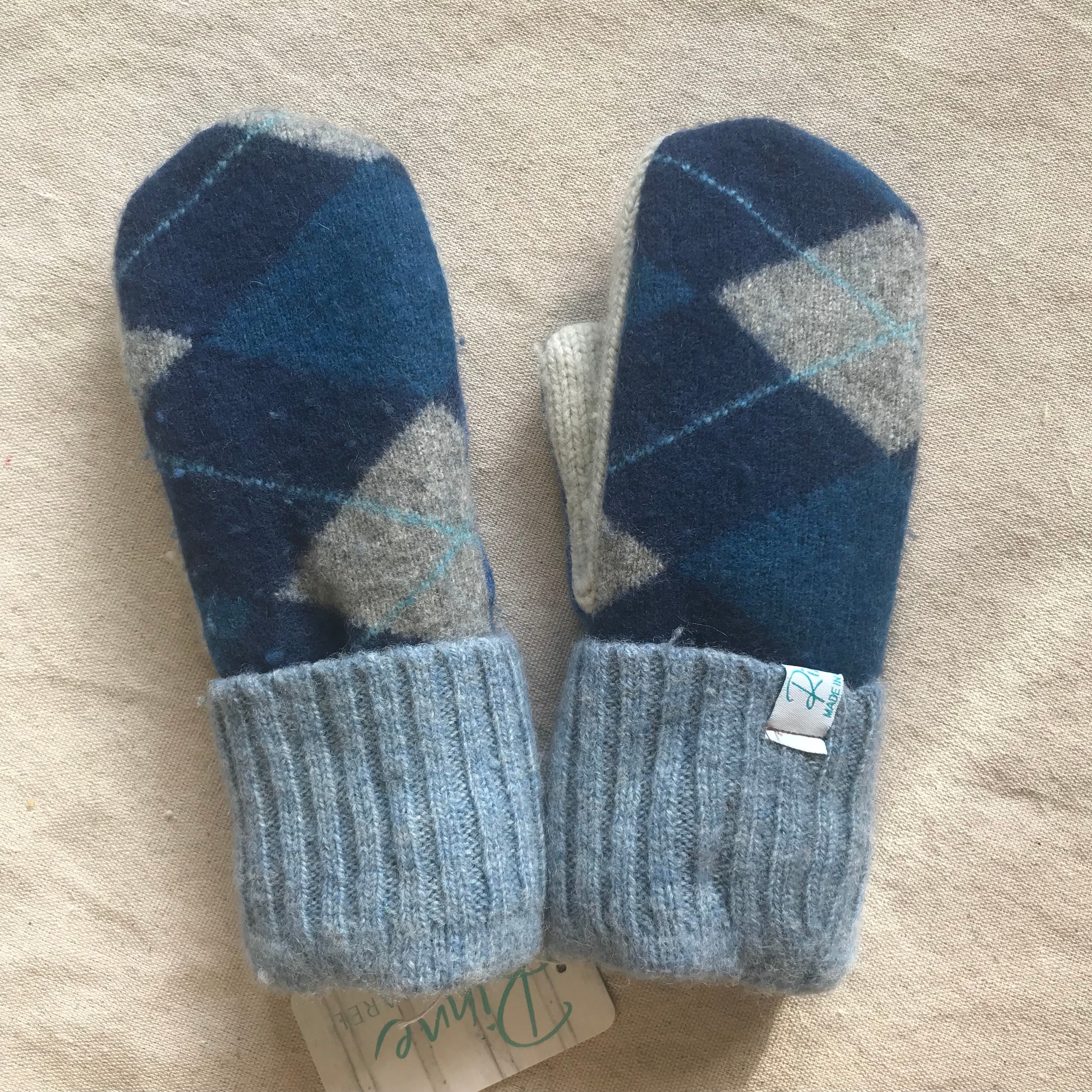 recycled wool mitts #14
