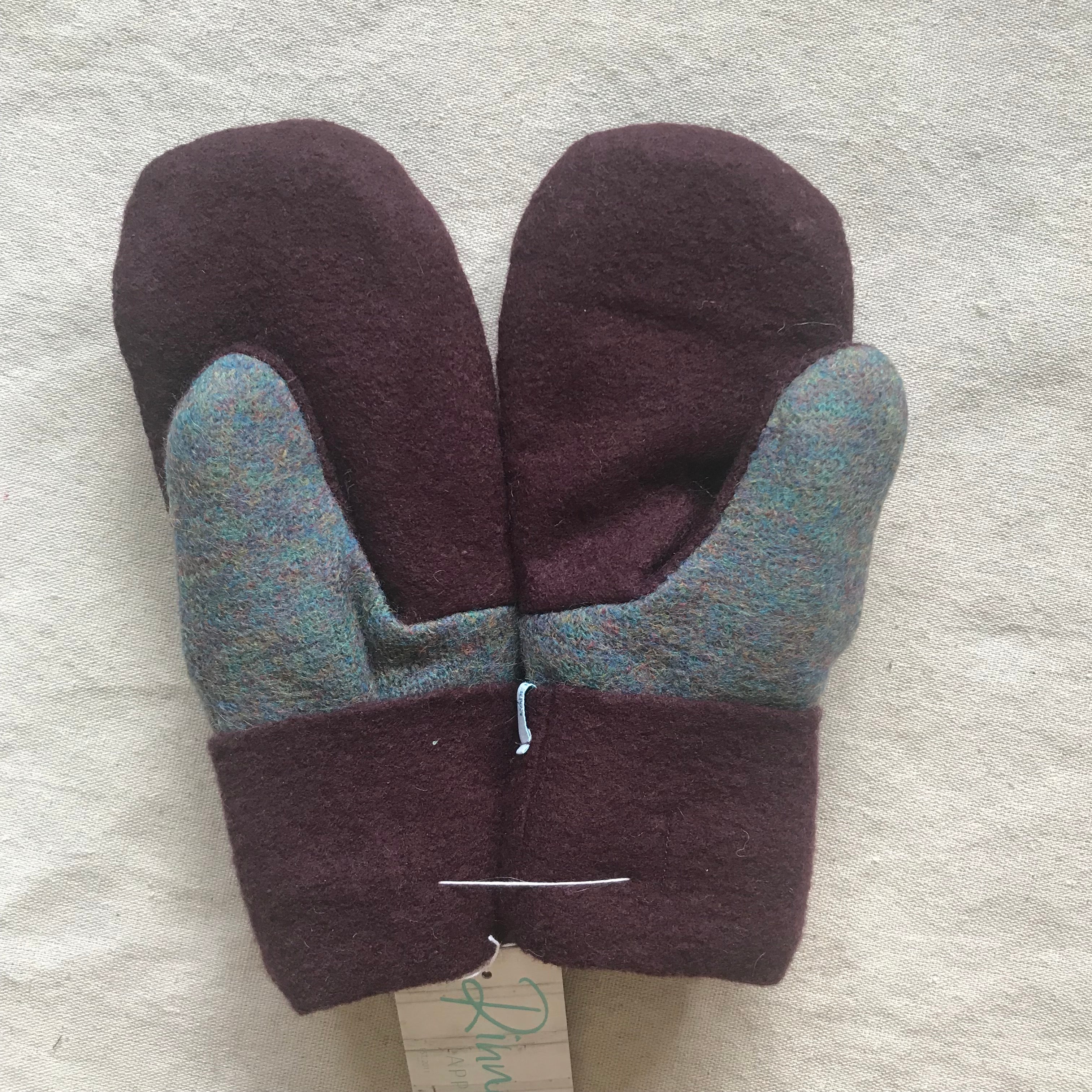 recycled wool mitts #23