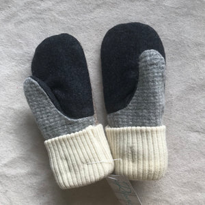 recycled wool mitts #10