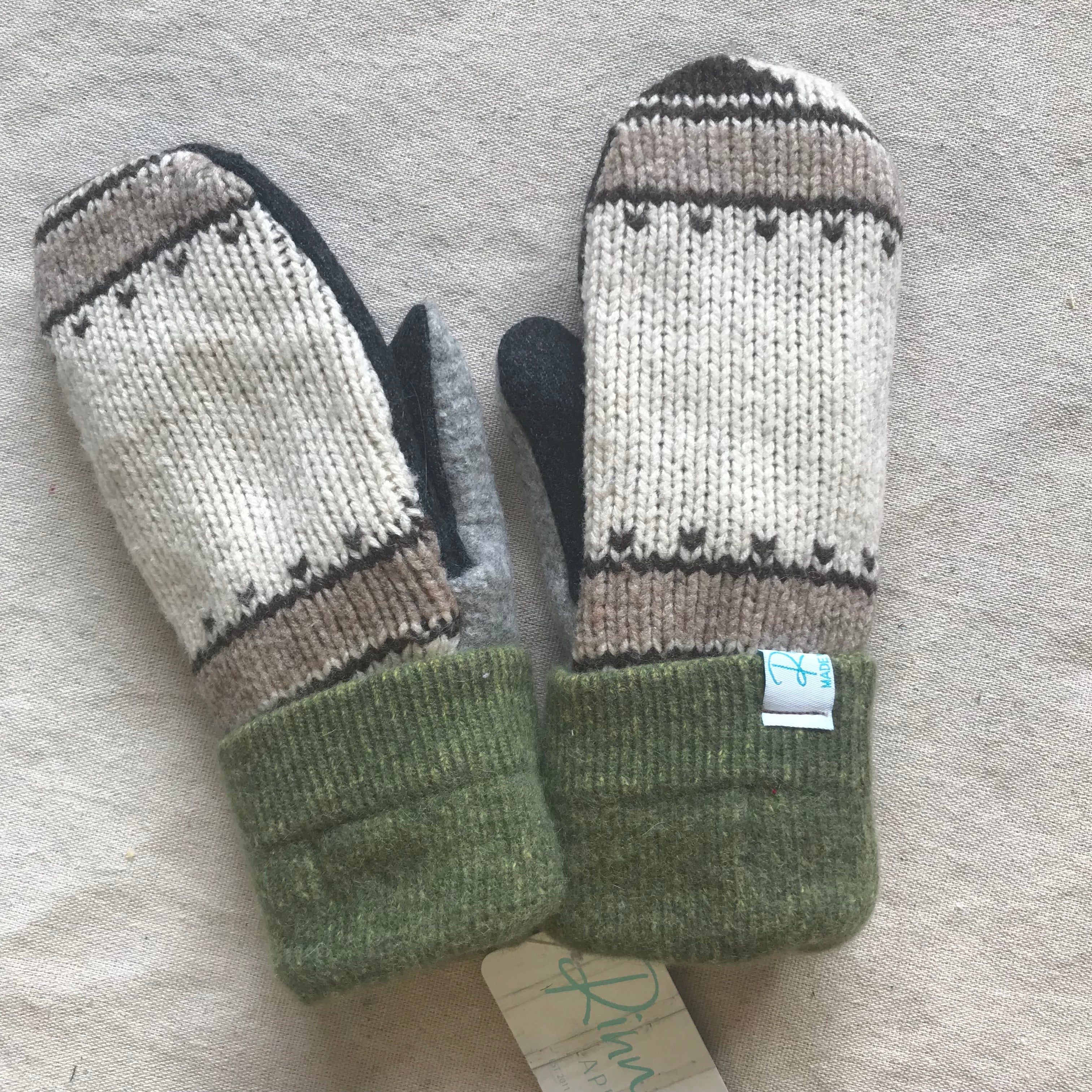 recycled wool mitts #30