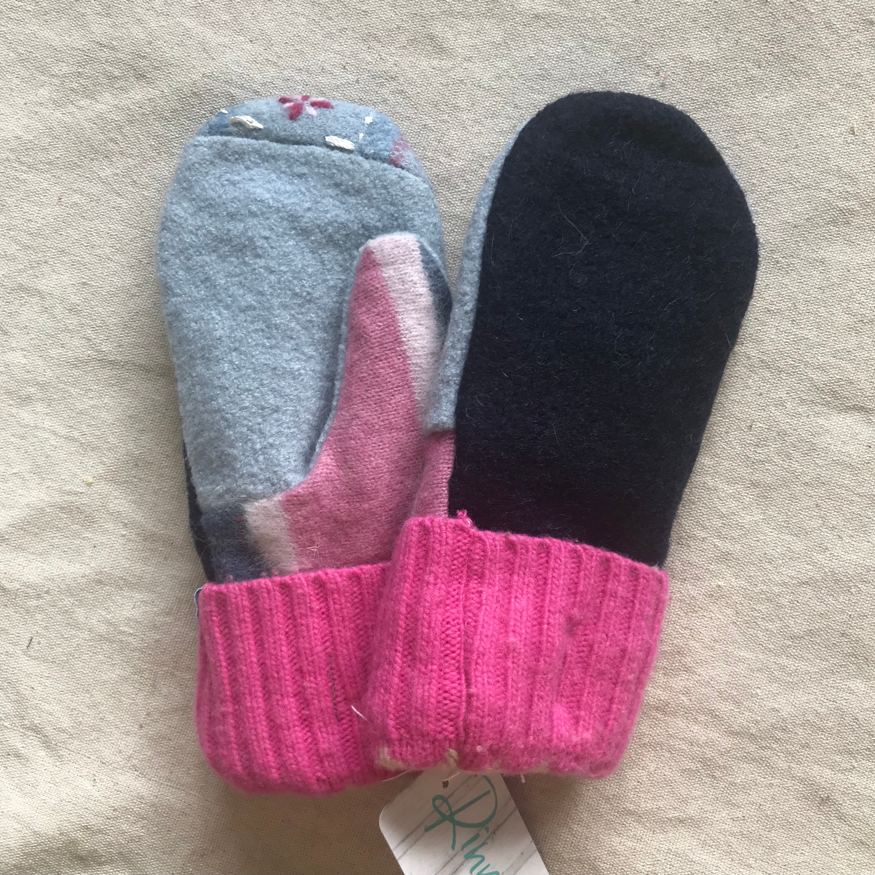 recycled wool mitts #29